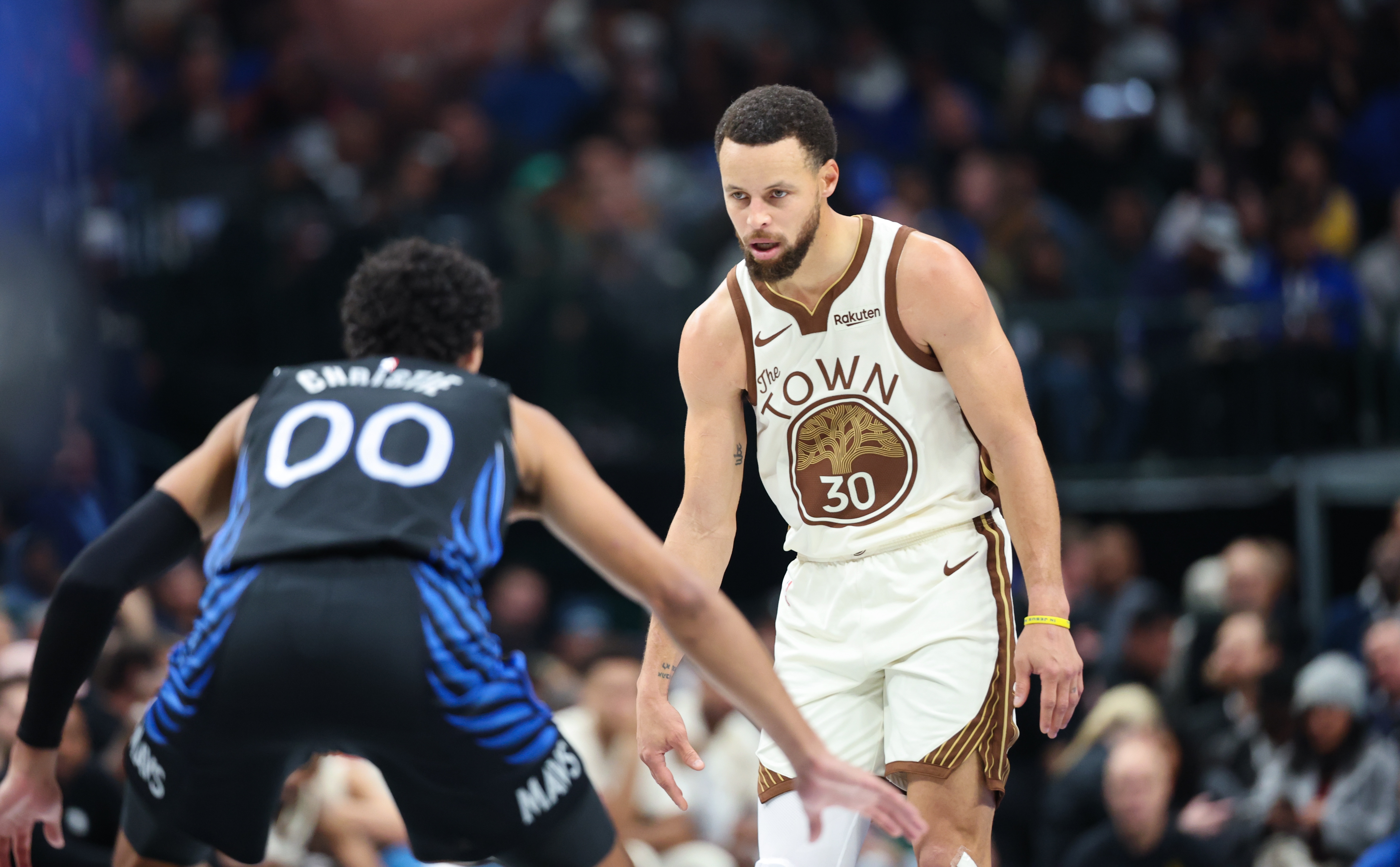 PP电子官方-基德：库里进了高难度球克里斯蒂都摊手了 我告诉他这是库里本事